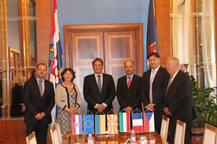 Susret gradonačelnika Božidara Kalmete s veleposlanicima i počasnim konzulima