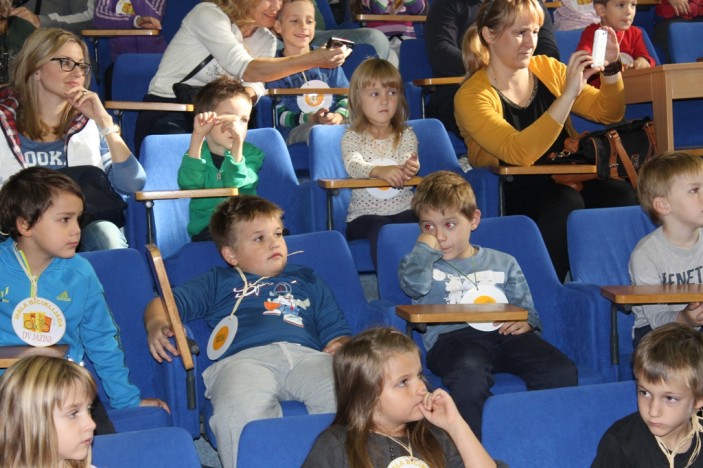 Djeca vrtića ˝Jazine˝ u klupama Gradskog vijeća