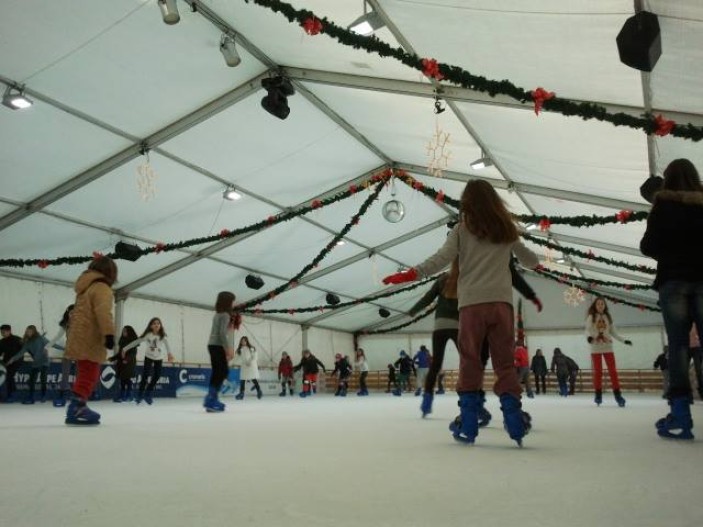 Zadrani ponovo kližu