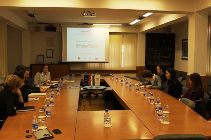 Održan  okrugli stol „Uzroci neravnoteže na tržištu rada – stajalište nezaposlenih“