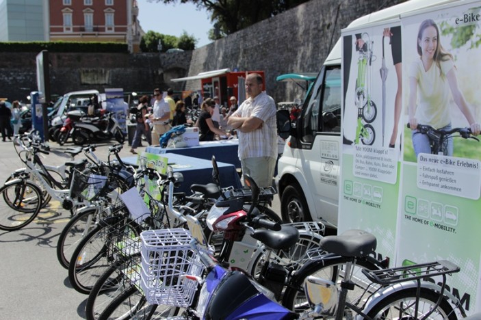 Građani se upoznali s električnim vozilima i biciklima