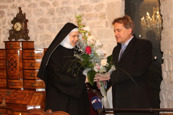Gradonačelnik kod benediktinki: Neka nas sv. Stošija i dalje čuva