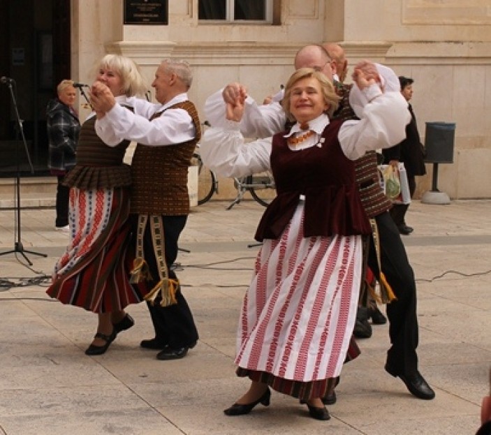 Zbor i folklor iz Kretinge obilježio 25. obljetnicu neovisnosti Litve
