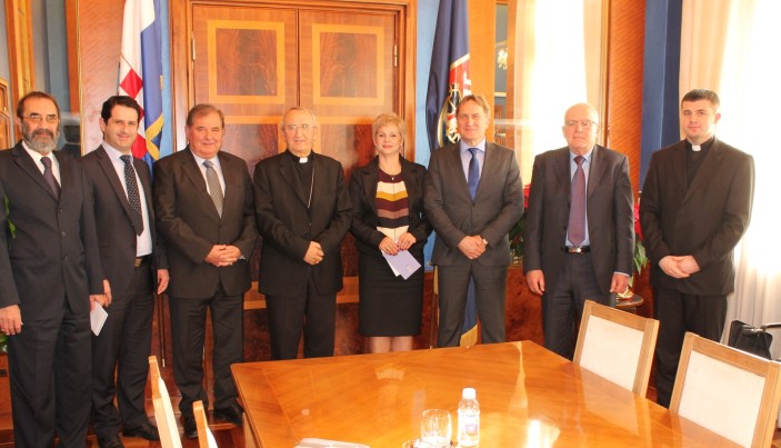 Tradicionalni predbožićni susret gradonačelnika i nadbiskupa