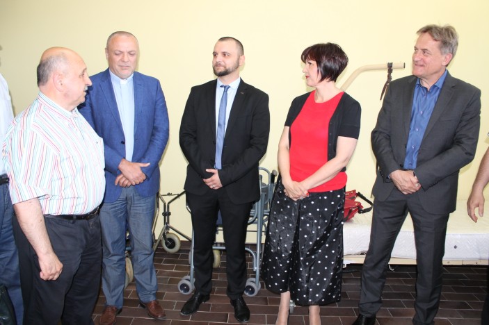 Gradonačelnik Kalmeta otvorio posudionicu medicinskih pomagala