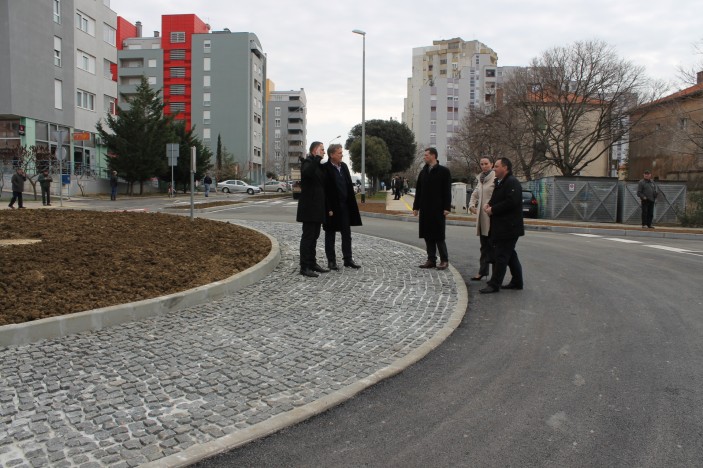 Za sav promet otvoren rotor na križanju ulica Stjepana Radića i Andrije Hebranga kod Čistoće