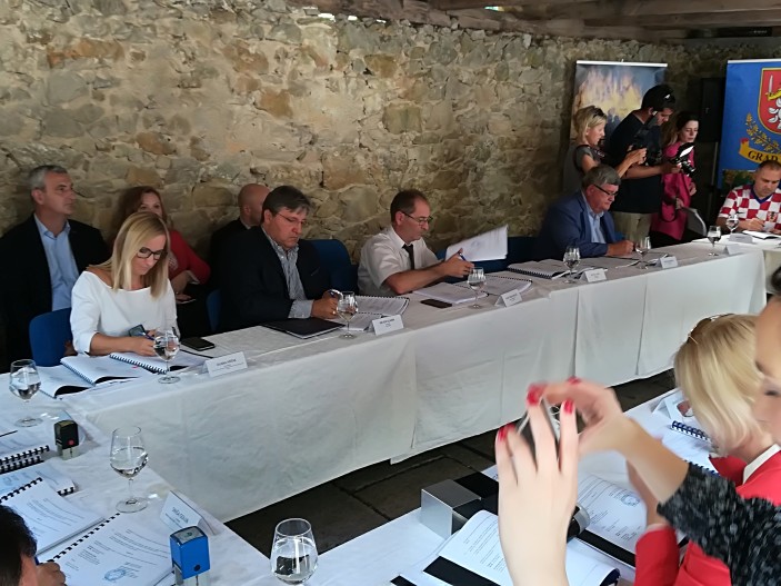 Potpisan ugovor za projekt Centar za mlade