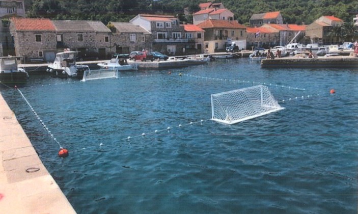 Grad Zadar nabavio novo igralište za vaterpolo na Malom Ižu