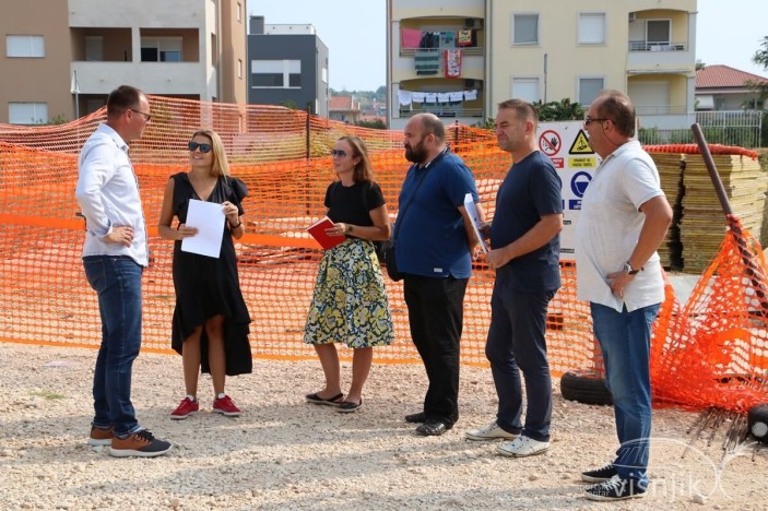 Na Višnjiku počeli radovi na novim teniskim terenima