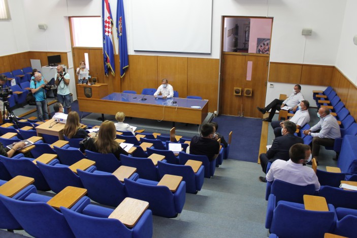 Rebalans proračuna, izgradnja nove škole na Crvenim kućama, plan razvoja kulture, Zadar - europski grad sporta 2021....