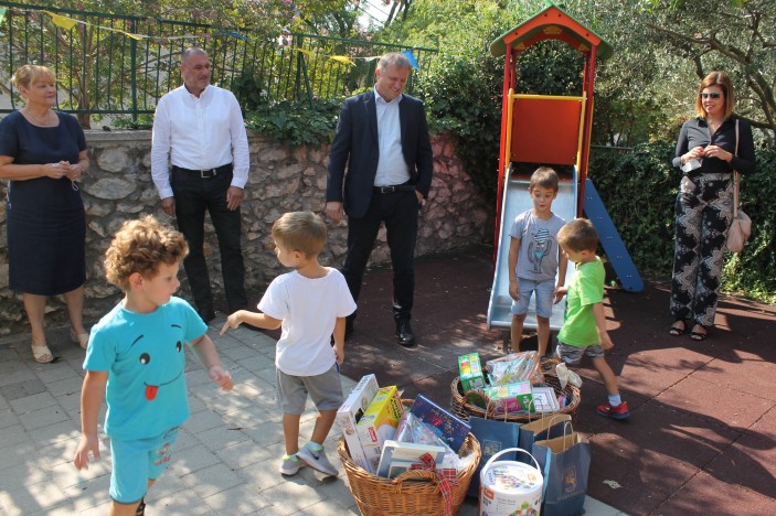 Gradonačelnik Dukić posjetio dječji vrtić "Vladimir Nazor" u Arbanasima