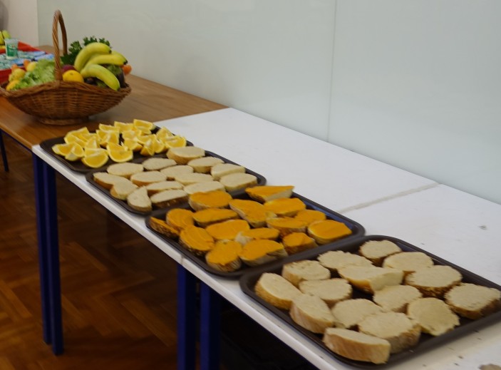 Započeo tjedan zdravog doručka u zadarskim školama - gradonačelnik Dukić posjetio OŠ Krune Krstića